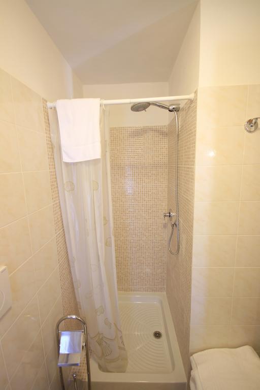 Albergo Villa Gradita Forte dei Marmi Phòng bức ảnh